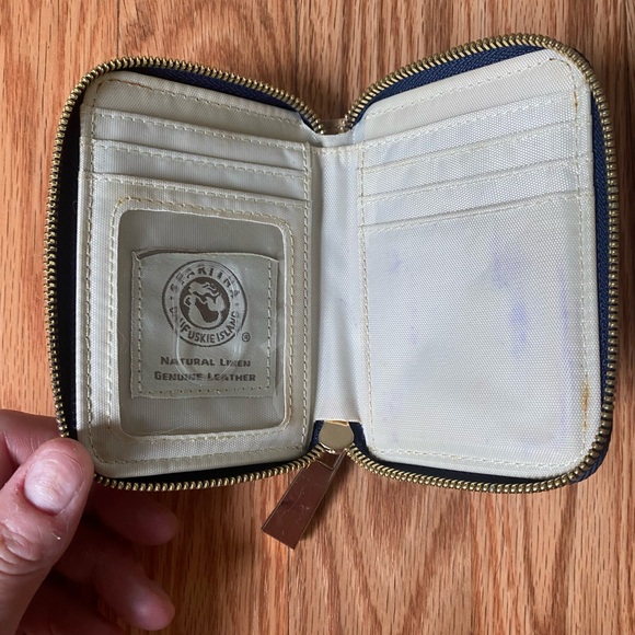 Wallet - Picture 3 of 4